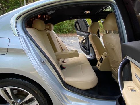 Used 2018 BMW 330i xDrive Sedan image 46