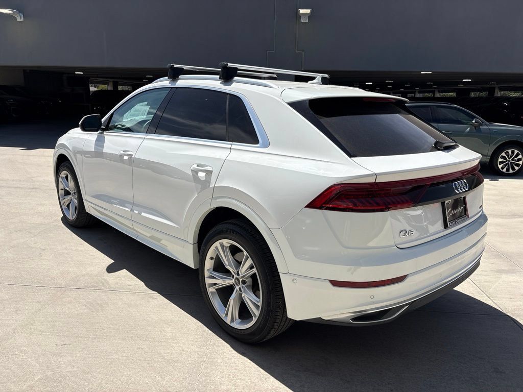 Used 2023 Audi Q8 Premium w/ Convenience Package AWD/4WD image 8
