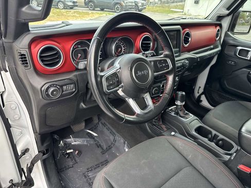 Used 2021 Jeep Wrangler Unlimited Rubicon AWD/4WD image 11