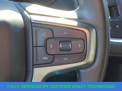 Used 2024 Chevrolet Suburban LT image 27