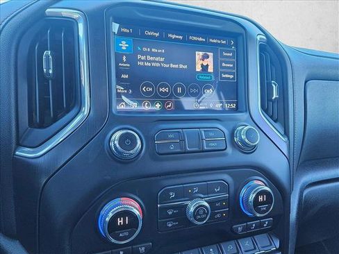 Used 2023 GMC Sierra 2500 AT4 w/ Gooseneck/5TH Wheel Package image 13