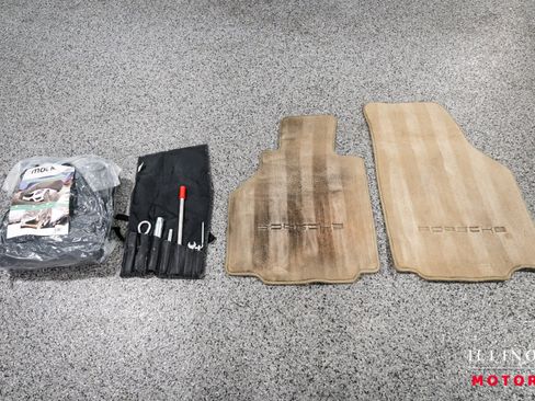 Used 2000 Porsche 911 Carrera 4 AWD/4WD image 34