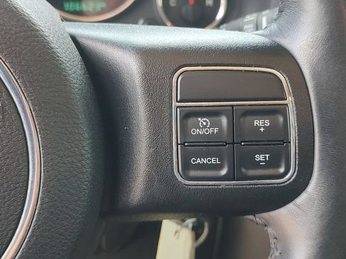 Used 2016 Jeep Wrangler Sport AWD/4WD image 18