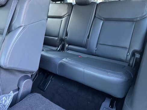 New 2025 Ford Expedition Active image 16