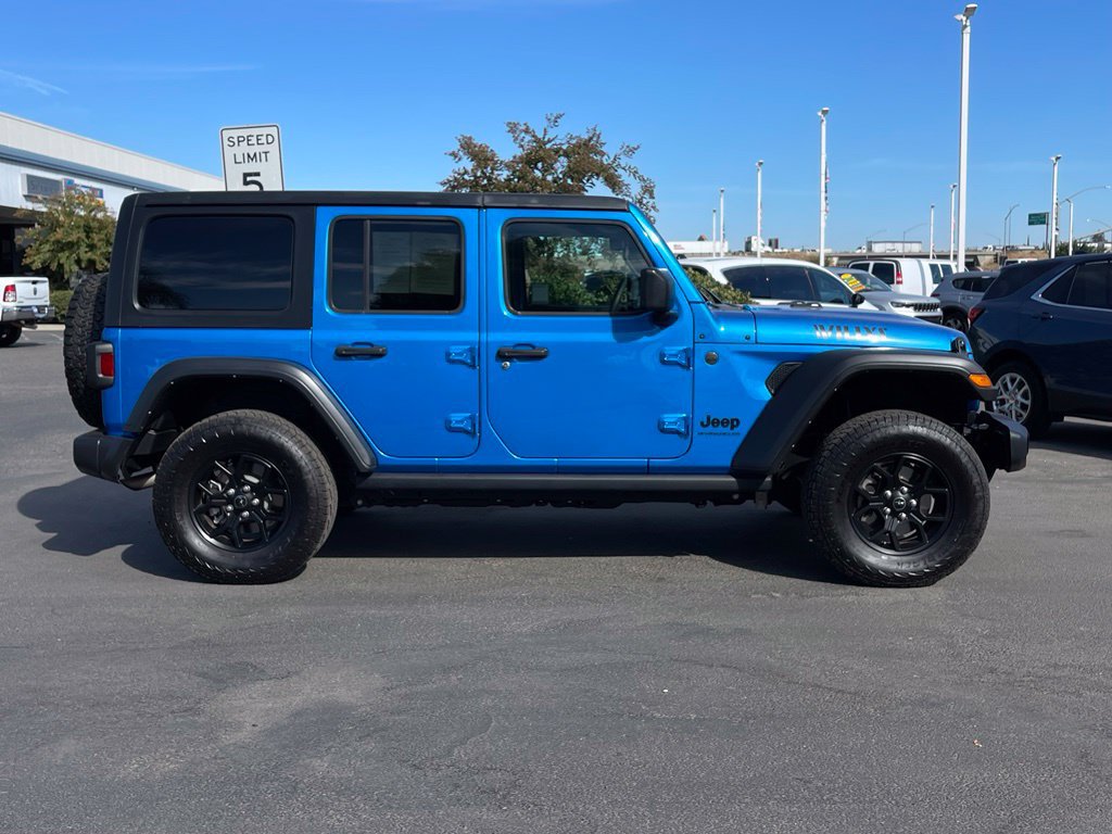 Used 2024 Jeep Wrangler Unlimited Sport AWD/4WD image 3