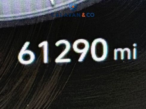 Used 2023 Hyundai Elantra Limited image 6