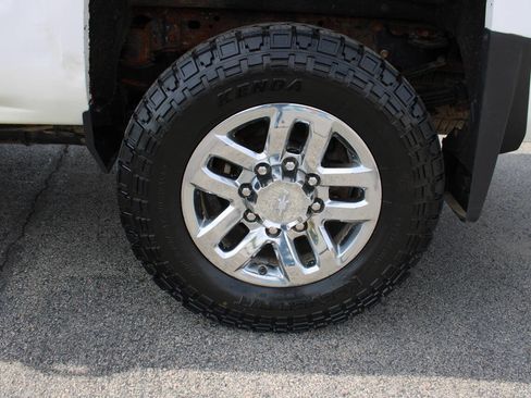 Used 2019 Chevrolet Silverado 3500 LTZ w/ Duramax Plus Package AWD/4WD image 20