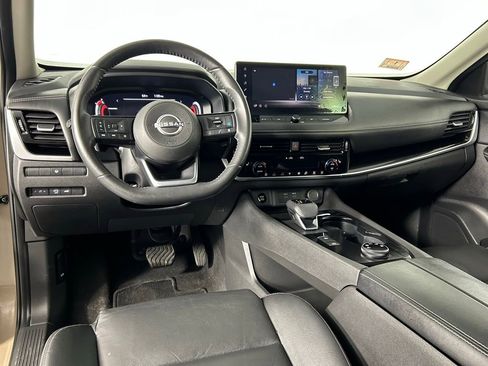 Used 2024 Nissan Rogue SL w/ SL Premium Package AWD/4WD image 18