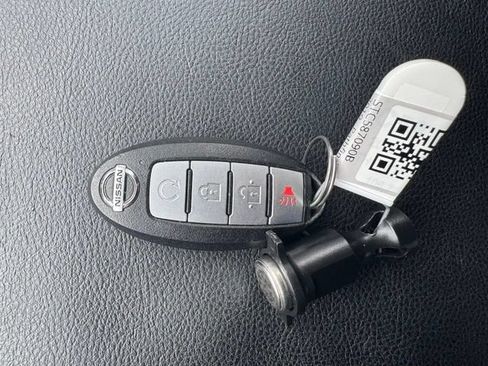 Used 2019 Nissan Pathfinder SV FWD image 26