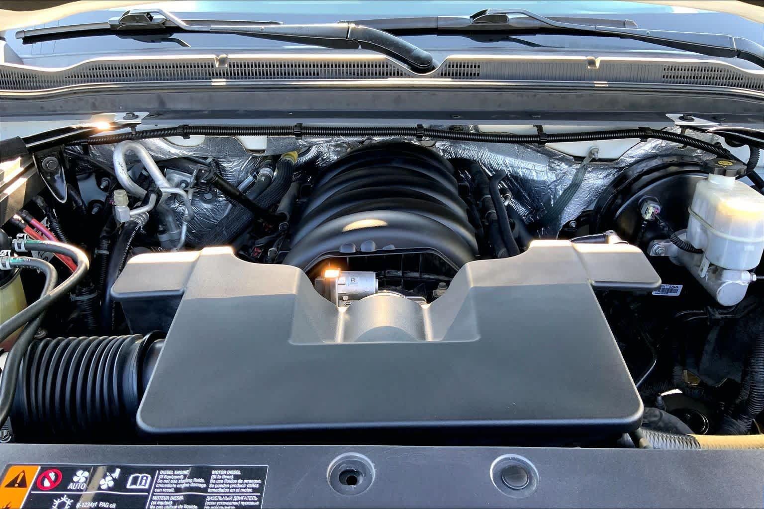 Used 2018 Chevrolet Tahoe LT RWD image 28