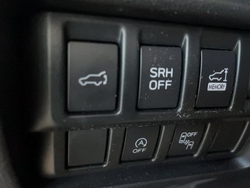 Used 2023 Subaru Forester Premium AWD/4WD image 14