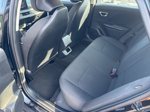 Used 2026 Kia K4 FWD image 18