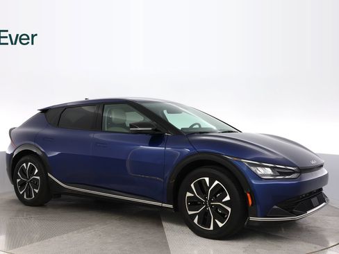 Used 2024 Kia EV6 Wind RWD image 14