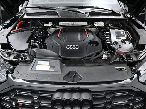Used 2024 Audi SQ5 Premium Plus w/ Premium Plus Package image 39