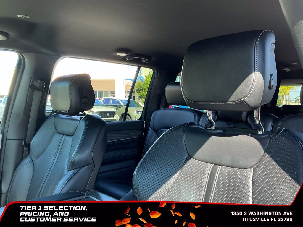 Used 2024 Jeep Wagoneer L Series II w/ Flexible Seating Group RWD image 24