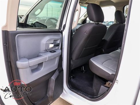 Used 2024 RAM 1500 Classic SLT image 20