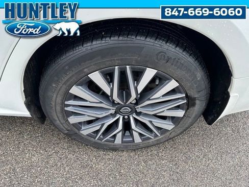 Used 2023 Nissan Altima 2.5 SV image 8