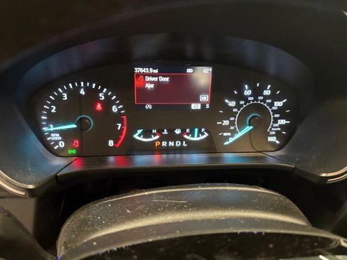 Used 2022 Ford Escape SE w/ SE Sport Appearance Package FWD image 6