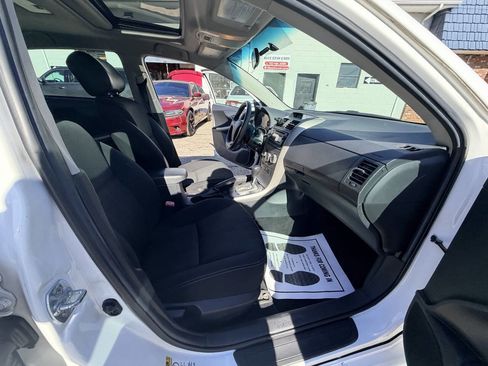 Used 2012 Toyota Corolla S image 53