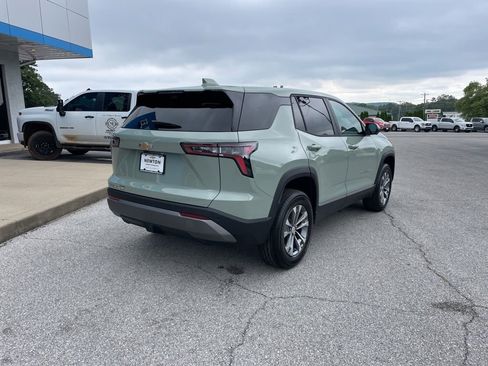 New 2026 Chevrolet Equinox LT w/ Safety and Technology Package FWD image 8