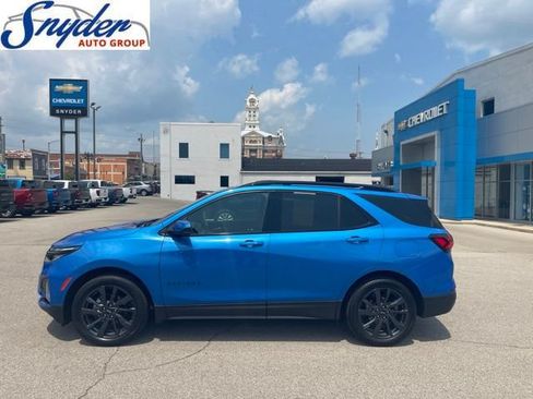 Used 2024 Chevrolet Equinox RS w/ LPO, Floor Liner Package FWD image 1