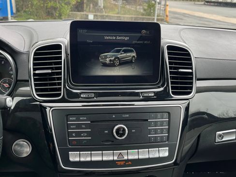 Used 2018 Mercedes-Benz GLS 450 4MATIC image 16