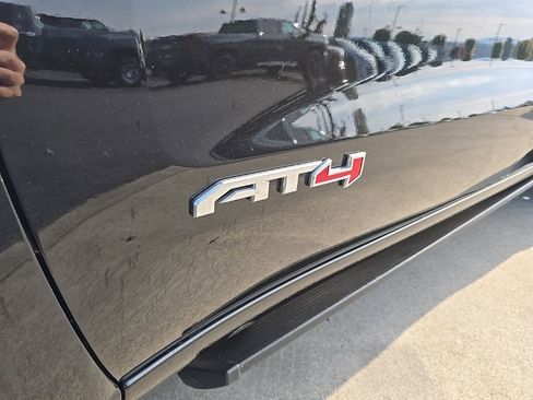 Used 2021 GMC Sierra 1500 AT4 w/ Off-Road Performance Package image 38