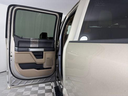 Used 2018 Ford F250 Lariat w/ Chrome Package AWD/4WD image 12