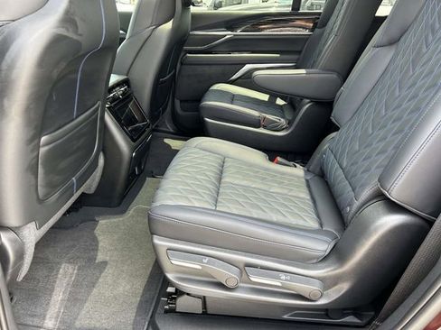 Used 2025 Cadillac Escalade IQ Sport 1 AWD/4WD image 11