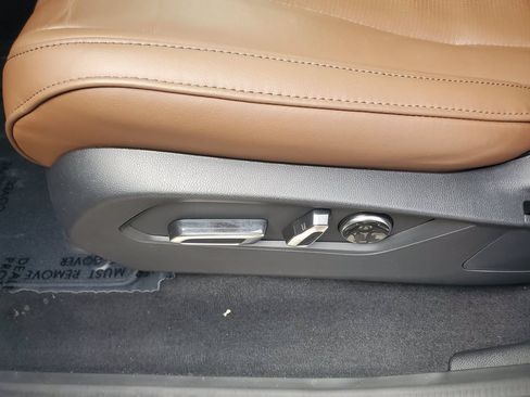 Used 2025 Acura MDX w/ Technology Package FWD image 19