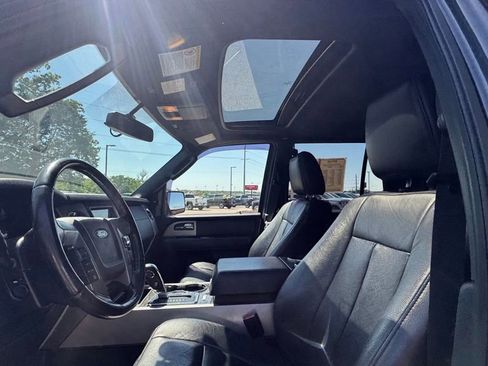 Used 2017 Ford Expedition Max Limited AWD/4WD image 18