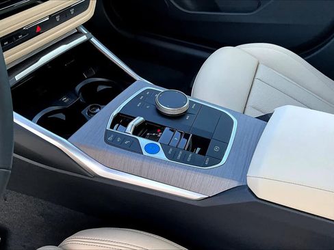 New 2026 BMW i4 eDrive40 w/ Premium Package RWD image 8