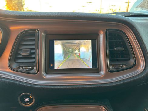 Used 2023 Dodge Challenger SXT image 17