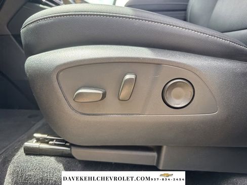 Used 2024 Chevrolet Traverse LT w/ Midnight/Sport Edition FWD image 17