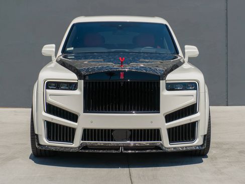 Used 2026 Rolls-Royce Cullinan AWD/4WD image 4