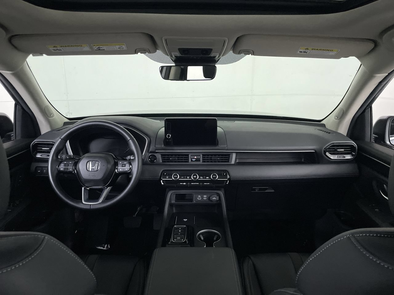 Used 2025 Honda Pilot Touring image 16