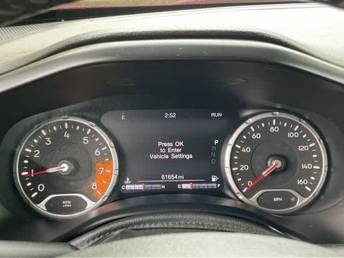 Used 2018 Jeep Renegade Limited FWD image 26
