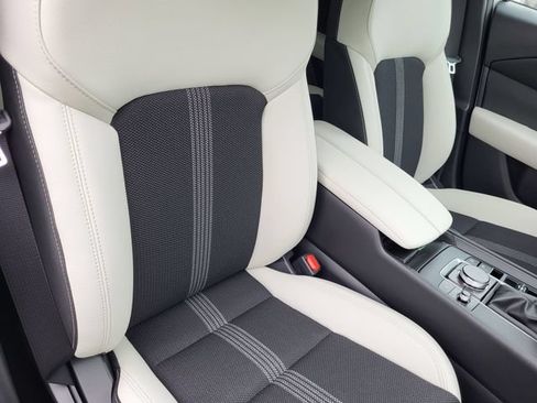 New 2026 MAZDA CX-50 AWD 2.5 S w/ Preferred Pkg image 16