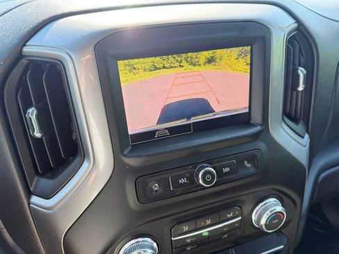 Used 2024 GMC Sierra 1500 Pro w/ Convenience Package AWD/4WD image 26