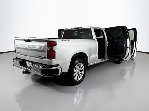 Used 2022 Chevrolet Silverado 1500 Custom AWD/4WD image 22