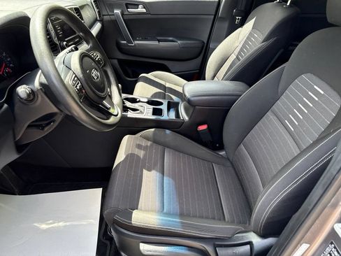 Used 2018 Kia Sportage LX AWD/4WD image 8