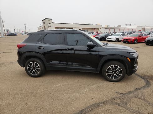 Used 2025 Chevrolet TrailBlazer LT image 5