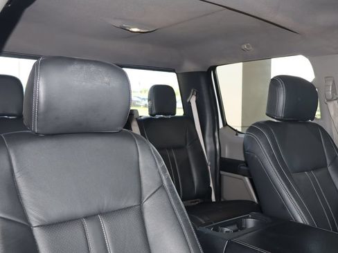 Used 2019 Ford F150 XLT w/ Equipment Group 302A Luxury AWD/4WD image 37