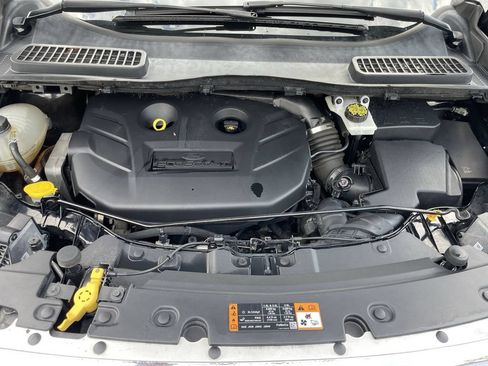 Used 2018 Ford Escape Titanium AWD/4WD image 15