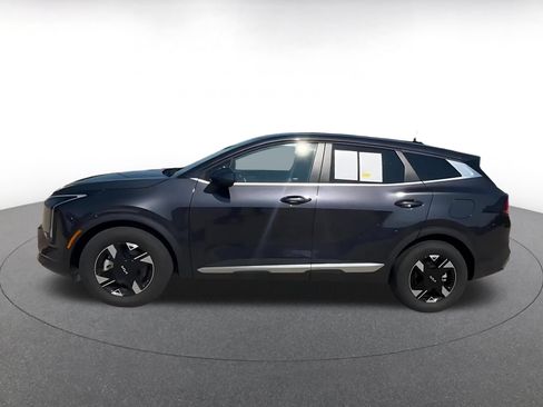 Used 2026 Kia Sportage LX FWD image 9