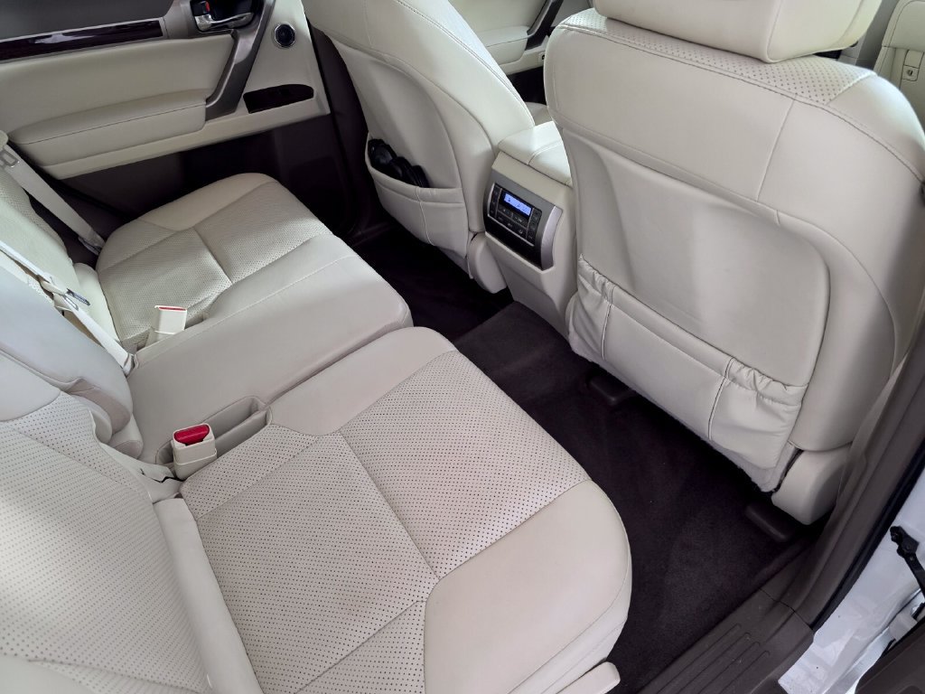 Used 2018 Lexus GX 460 Luxury AWD/4WD image 27