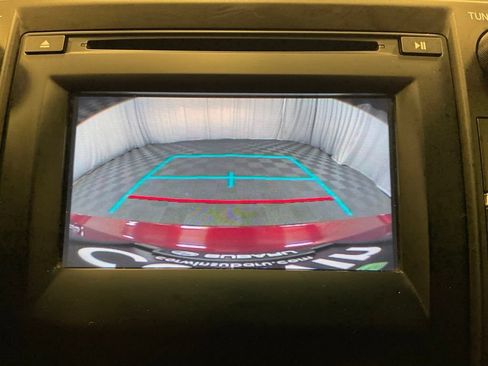 Used 2016 Toyota Camry LE FWD image 23