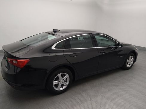 Used 2025 Chevrolet Malibu LS FWD image 10