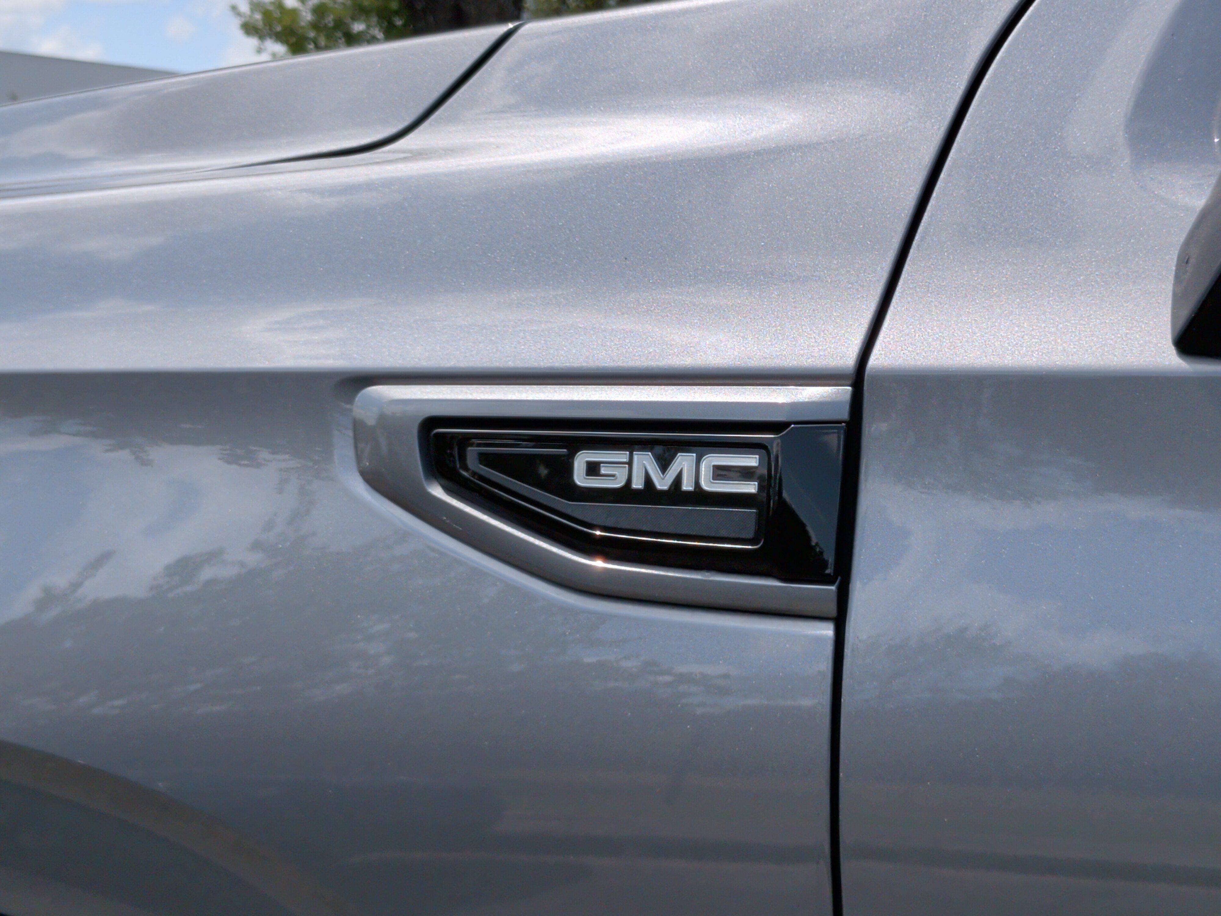 Used 2022 GMC Yukon Denali RWD image 11