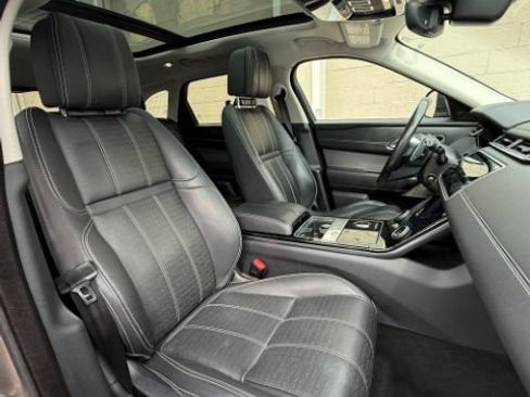Used 2018 Land Rover Range Rover Velar AWD/4WD image 15